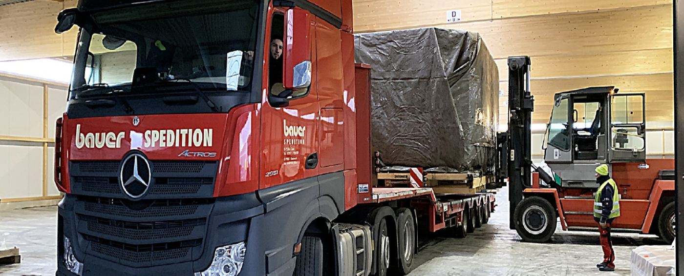 Vorschaubild Schwerlasttransporte/Indor Verladung