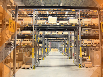 Vorschaubild Logistikdienstleister Musterbild