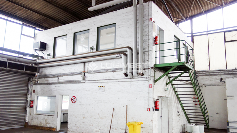 Vorschaubild Musterbild-Containerbüro mit Treppe Büroraum Mezzanine