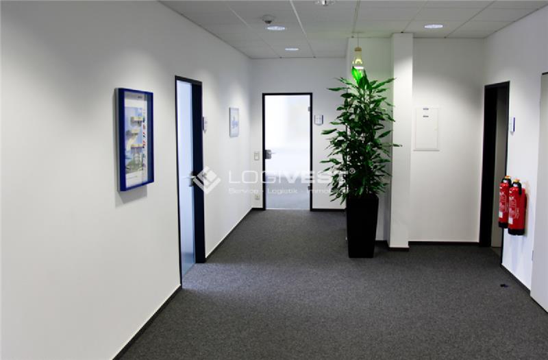 Vorschaubild Musterbild - Büro- und Sozialfläche
