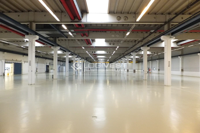 Vorschaubild Musterbild - Halleninnenansicht