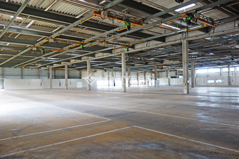 Vorschaubild Musterbild leere Halle