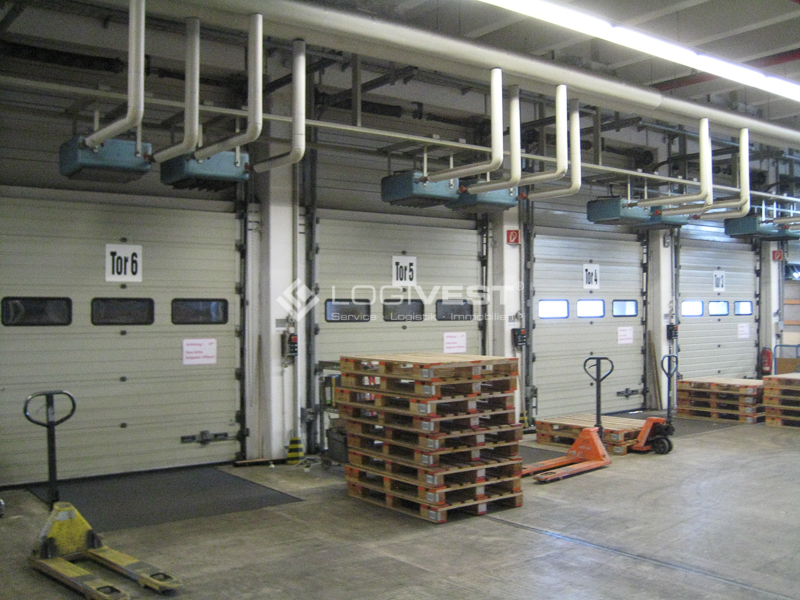 Vorschaubild Musterbild - Verladezone innen über Rampen