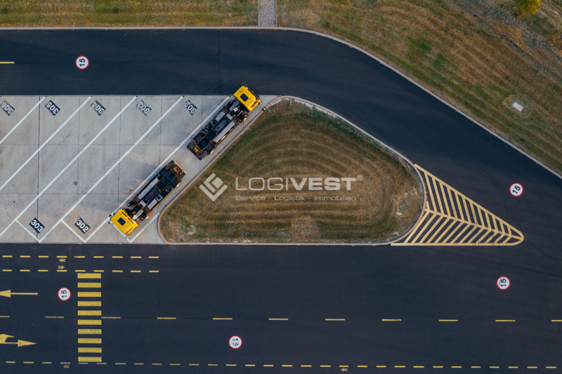 Vorschaubild Musterbild - LKW-Stellplätze