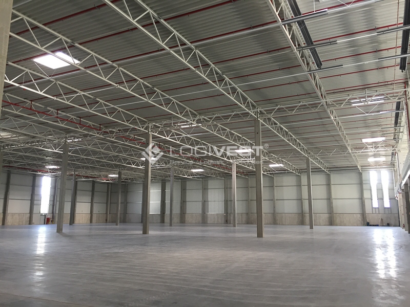 Vorschaubild Musterbild_Lagerhalle_innen_10