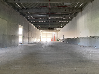 Miniaturbild Zwischenhalle mit seitlicher Be-/Entladung