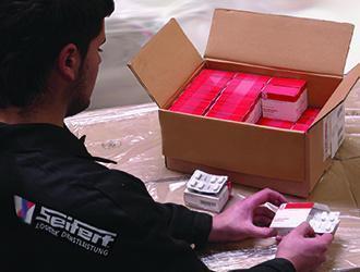 Miniaturbild pharma_flyer_titel-beschnitten.jpg
