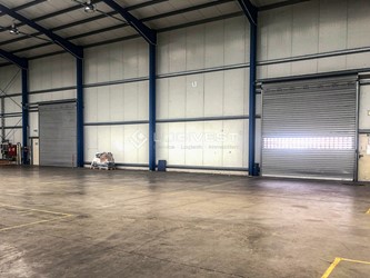 Miniaturbild Musterbild - Ebenerdige Torandienung innen