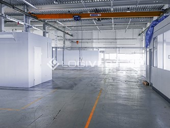 Miniaturbild Musterbild - Halleninnenansicht mit Kran