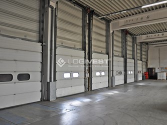 Miniaturbild Musterbild - Verladezone innen durch Rampen