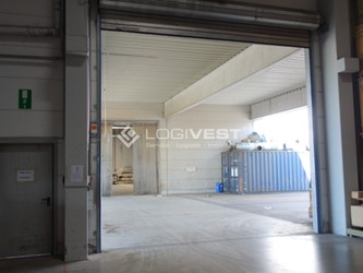 Miniaturbild Musterbild - ebenerdige Torandienung innen