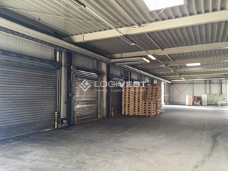 Miniaturbild Musterbild - ebenerdige Verladezone innen