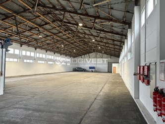 Miniaturbild Halleninnenansicht