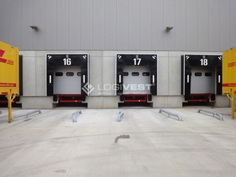 Mobile Vorschaubild Musterbild Innenansicht Lagerhalle