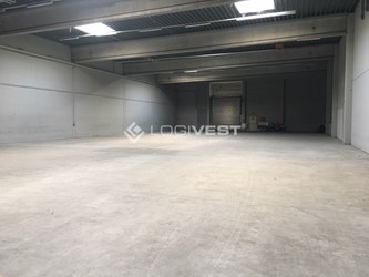Mobile Vorschaubild Weitere Halleninnenansicht