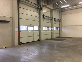 Mobile Vorschaubild Weitere Halleninnenansicht