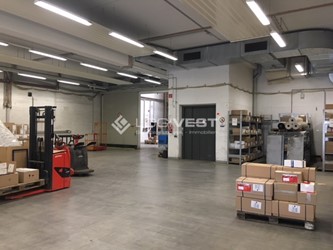 Mobile Vorschaubild Halleninnenansicht