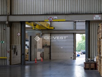 Mobile Vorschaubild Musterbild Halleninnenansicht