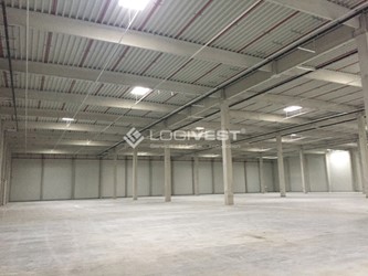 Mobile Vorschaubild Innenansicht Neubauhalle